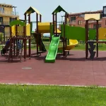 Wave - Bella - Free Parking شقة